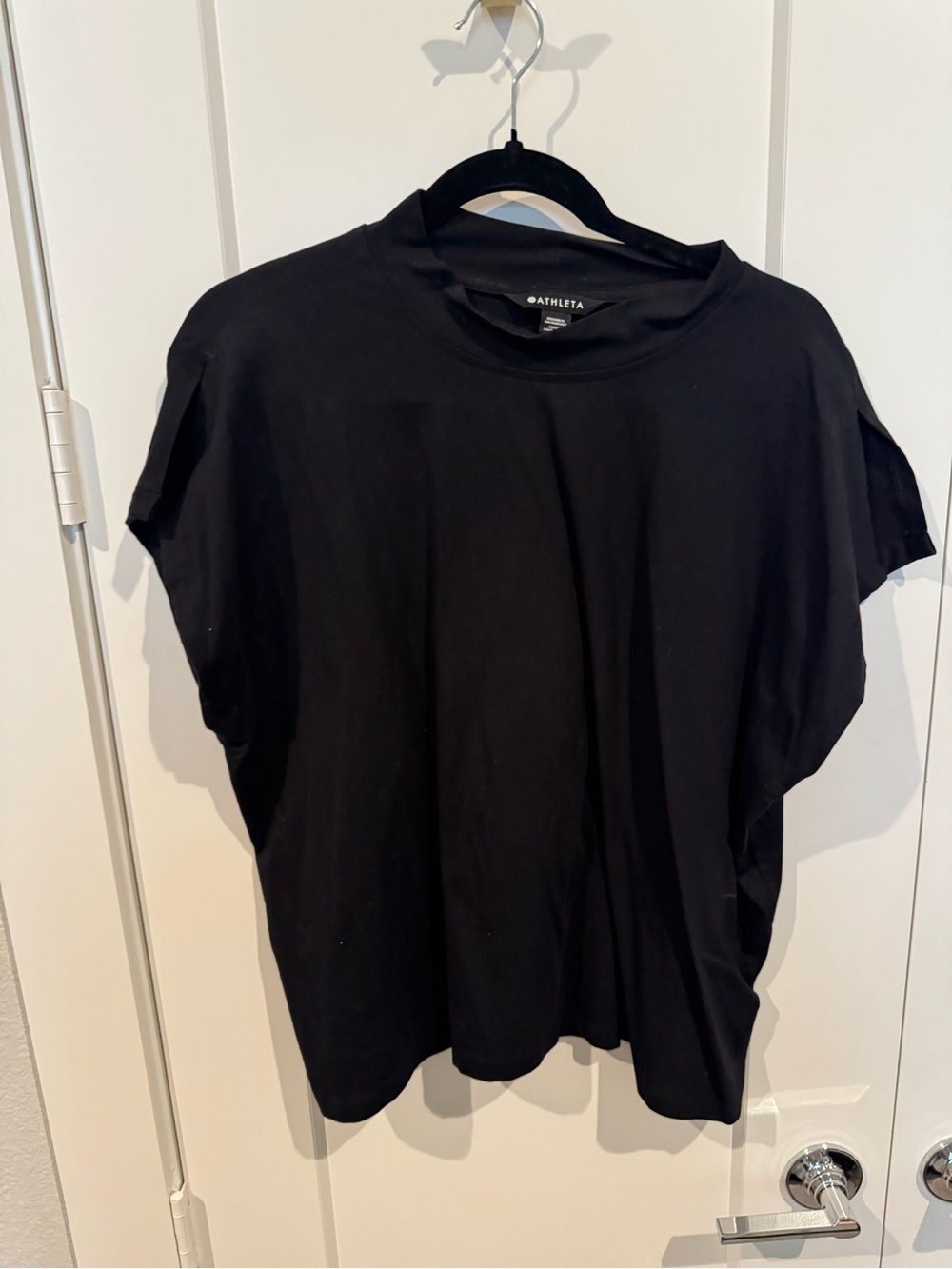 Athleta Black Relaxed Crewneck Short Sleeve Tee